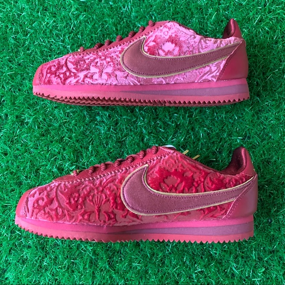 Nike Classic Cortez Se Wmns - Picture 7 of 11